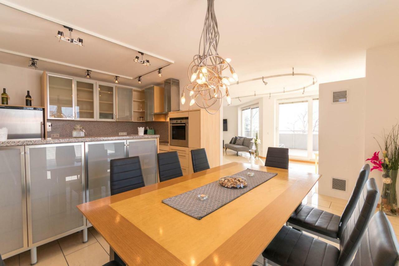 Ski-N-Lake - The Alps View Apartment ツェル アム ゼー エクステリア 写真
